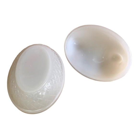 VTG 50’s White Milk Glass Chicken Rooster Opalescent Trinket Jewelry Holder - Picture 8 of 8